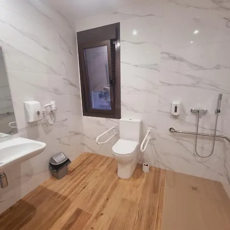 Caroi & Armenteira Hostel