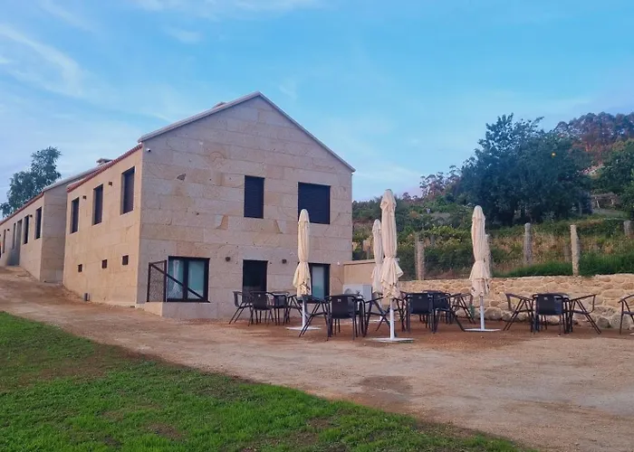 Caroi & Armenteira ホステル *