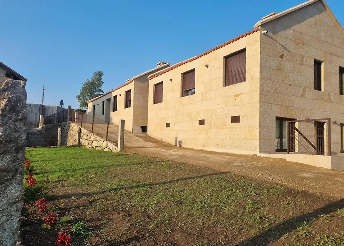 ホステル Caroi & Armenteira *